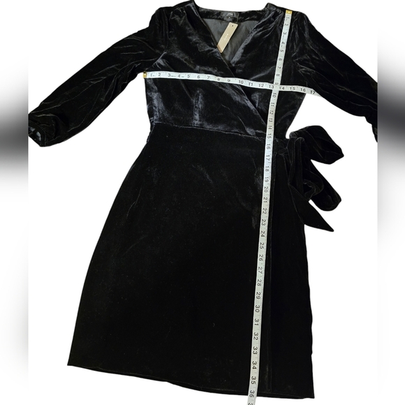 NWT J. Crew Velvet Black Wrap Long Sleebes V Neck Dress 0 - Picture 7 of 11